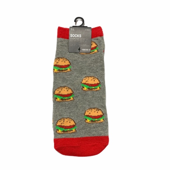 Forever 21 Accessories - ❣️3/$15❣️ “BURGERS” Ankle Socks